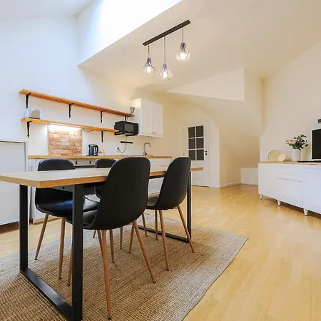 Apartament Stevan *